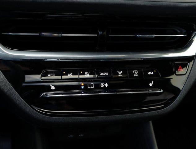 Photo of 2025 Ebony Twilight Metallic Buick Envista