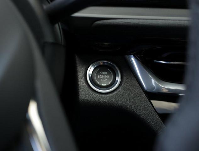 Photo of 2025 Ebony Twilight Metallic Buick Envista