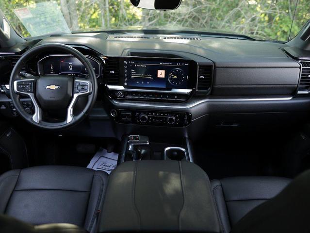 Photo of 2024 Black Chevrolet Silverado 1500