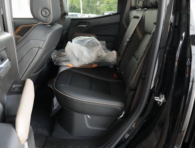 Photo of 2025 Onyx Black GMC Canyon