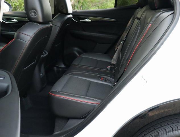 Photo of 2022 Summit White Buick Envision