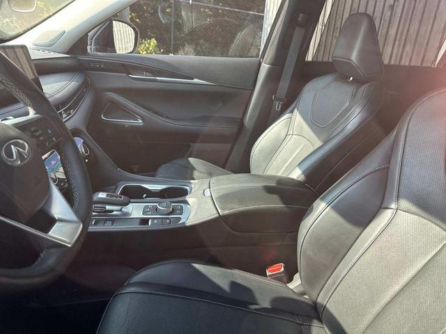 Photo of 2023 Graphite Shadow INFINITI QX60