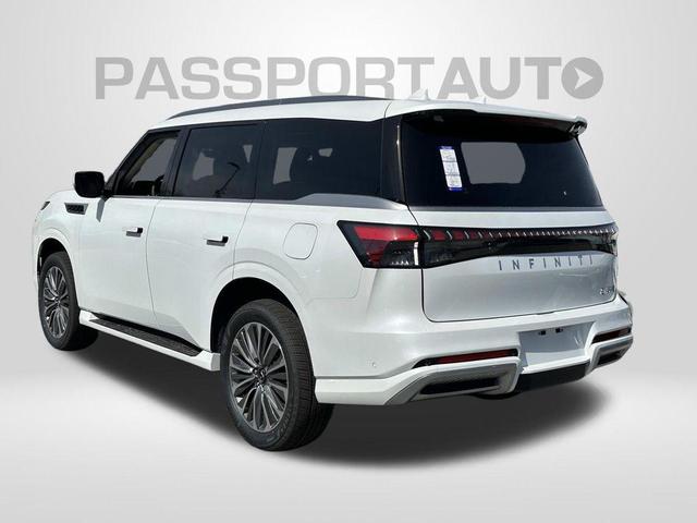 Photo of 2025 Radiant White INFINITI QX80