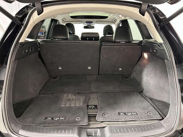 Photo of 2019 Black Obsidian INFINITI QX50