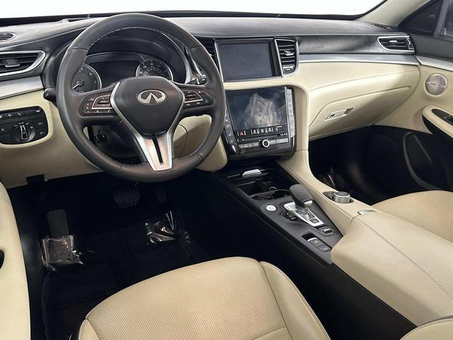 Photo of 2022 Majestic White INFINITI QX50