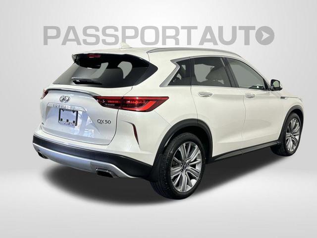 Photo of 2022 Majestic White INFINITI QX50