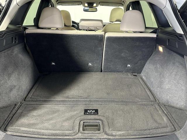 Photo of 2022 Majestic White INFINITI QX50