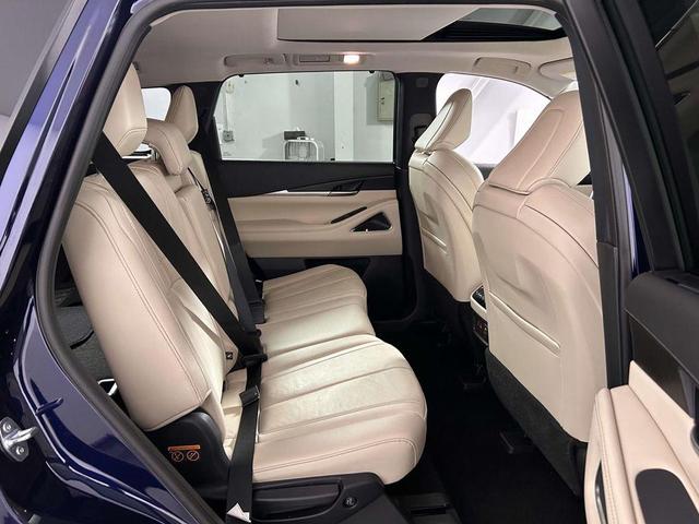 Photo of 2022 Grand Blue INFINITI QX60