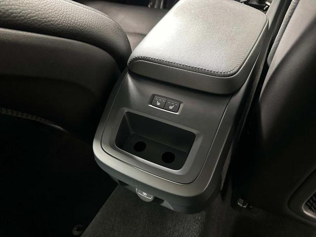 Photo of 2024 Crystal White Metallic Volvo S60