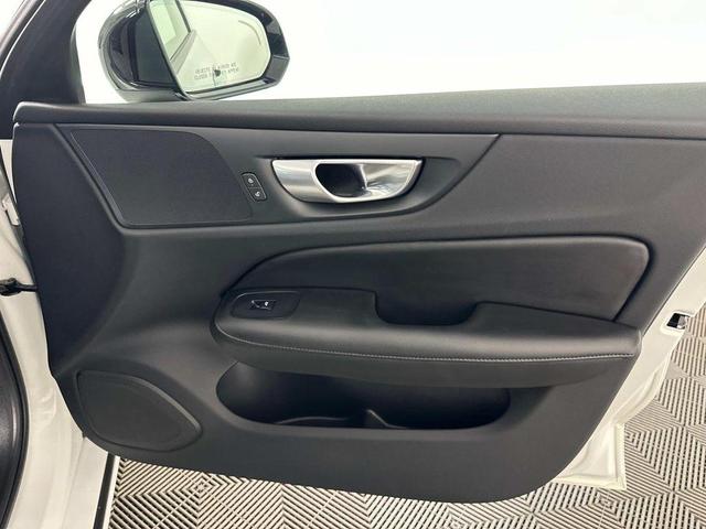 Photo of 2024 Crystal White Metallic Volvo S60