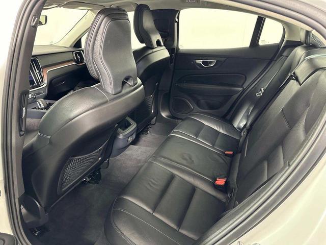 Photo of 2024 Crystal White Metallic Volvo S60