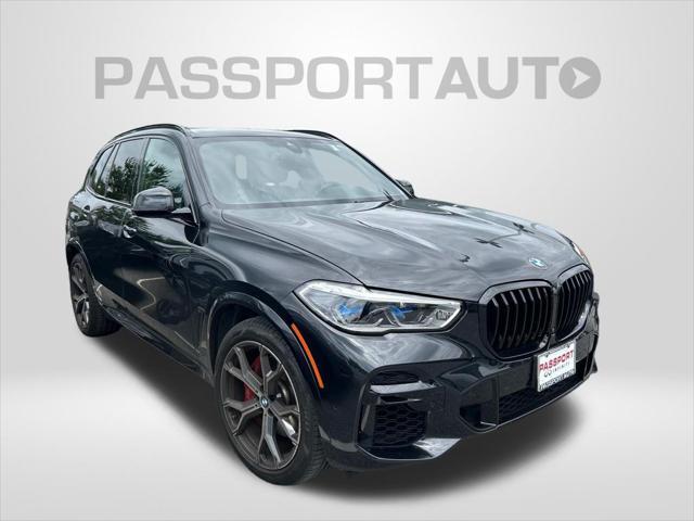 Photo of 2023 Black Sapphire Metallic BMW X5