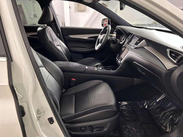 Photo of 2021 Majestic White INFINITI QX50
