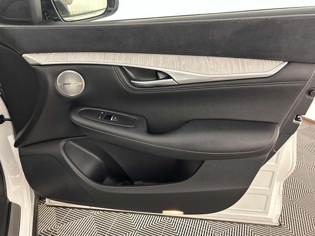 Photo of 2021 Majestic White INFINITI QX50