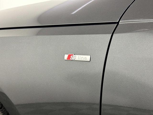 Photo of 2021 Daytona Gray Pearl Audi A4