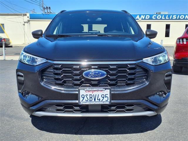 Photo of 2024 Agate Black Metallic Ford Escape