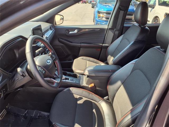 Photo of 2024 Agate Black Metallic Ford Escape