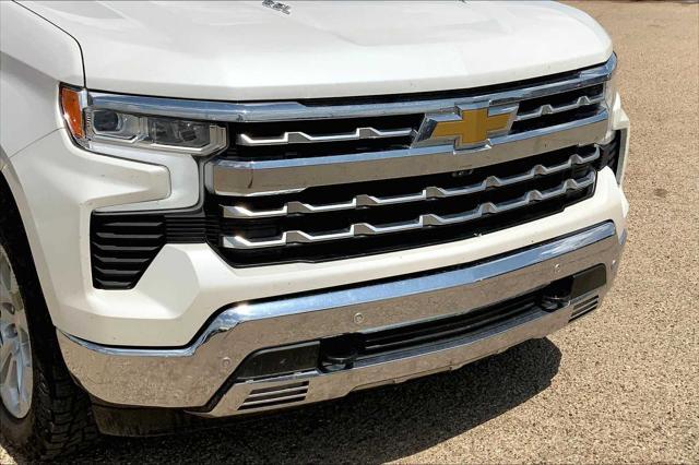 Photo of 2022 Iridescent Pearl Tricoat Chevrolet Silverado 1500