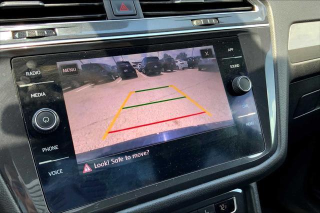 Photo of 2020 Deep Black Pearl Volkswagen Tiguan