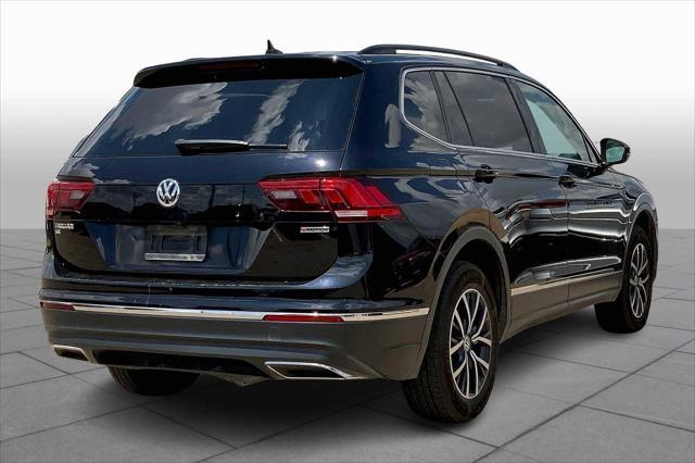 Photo of 2020 Deep Black Pearl Volkswagen Tiguan