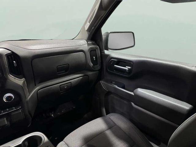 Photo of 2022 Black Chevrolet Silverado 1500