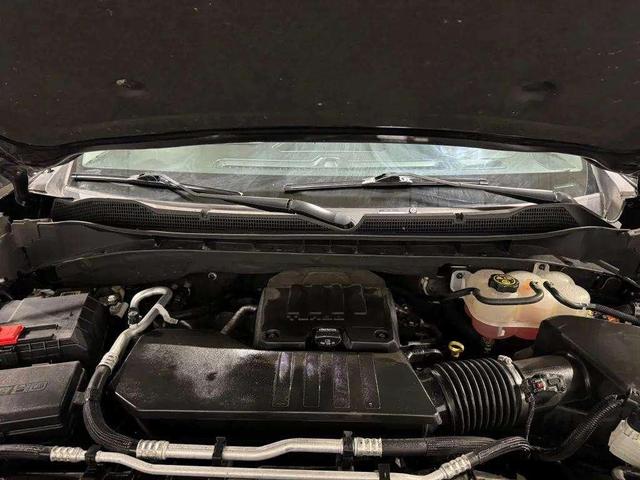 Photo of 2022 Black Chevrolet Silverado 1500