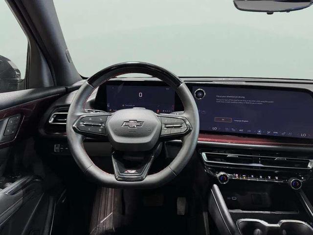 Photo of 2024 Mosaic Black Metallic Chevrolet Traverse