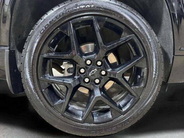 Photo of 2024 Mosaic Black Metallic Chevrolet Traverse