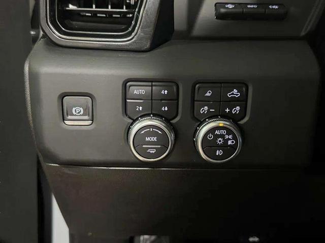 Photo of 2025 Gray GMC Sierra 2500