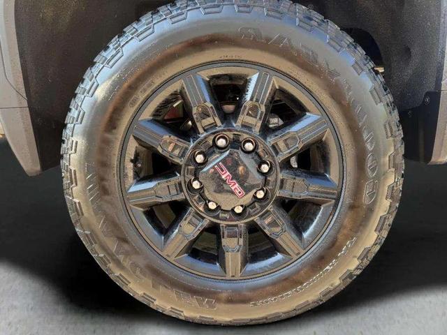 Photo of 2025 Gray GMC Sierra 2500