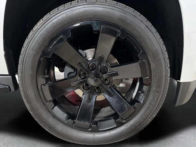 Photo of 2020 White Frost Tri-Coat GMC Yukon
