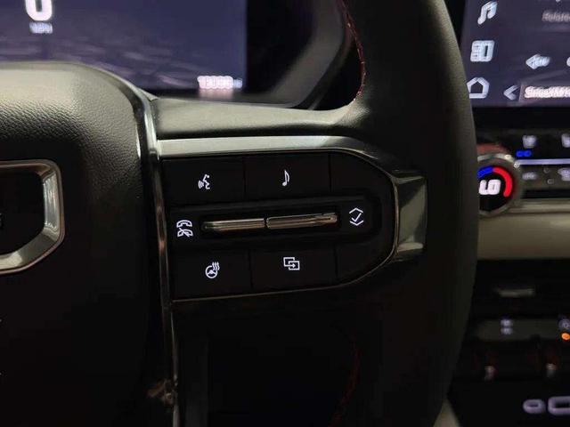 Photo of 2024 Onyx Black GMC Canyon