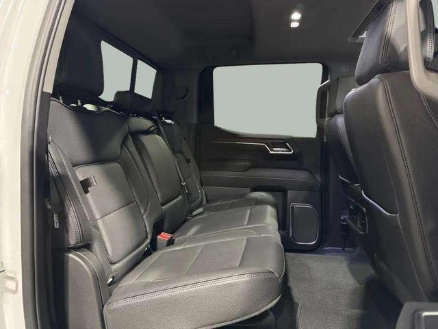 Photo of 2024 Summit White GMC Sierra 1500