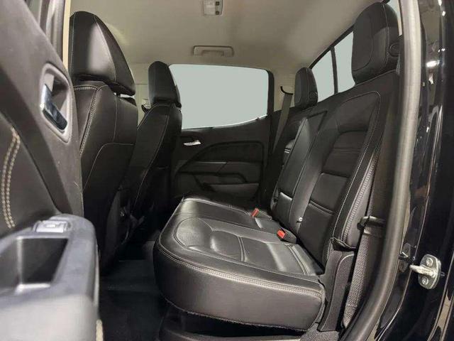 Photo of 2021 Onyx Black GMC Canyon