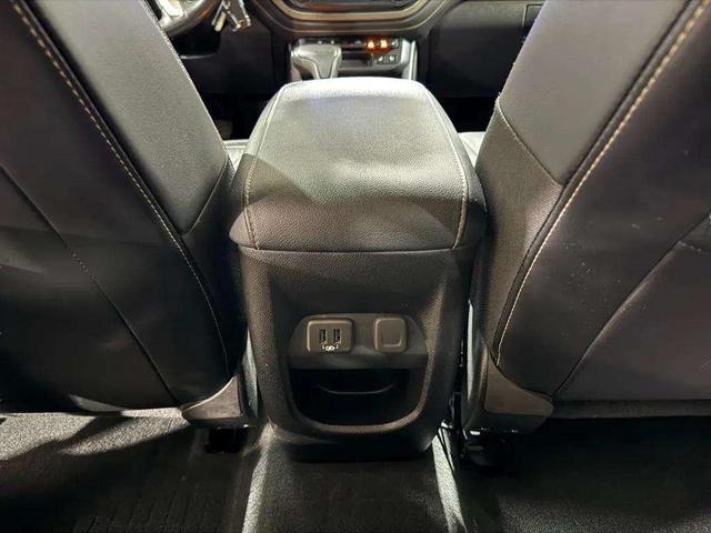 Photo of 2021 Onyx Black GMC Canyon