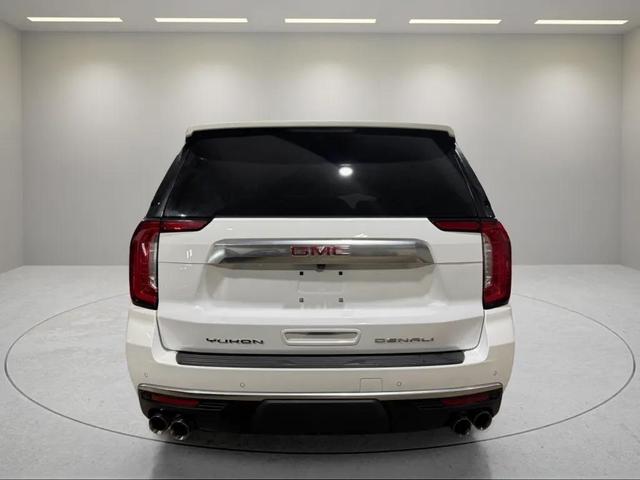 Photo of 2023 Summit White GMC Yukon