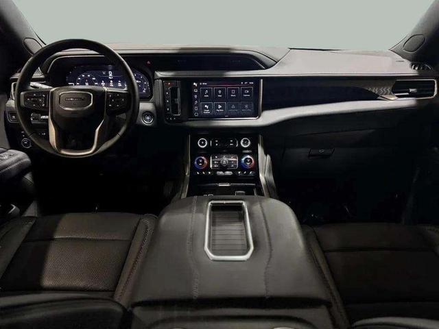 Photo of 2023 Summit White GMC Yukon