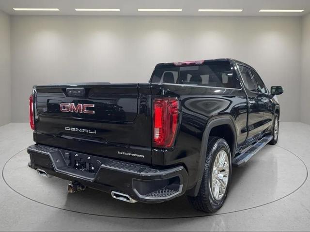 Photo of 2022 Onyx Black GMC Sierra 1500