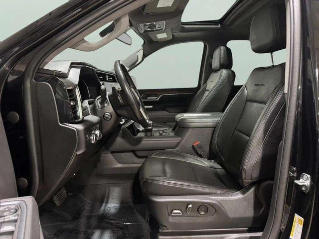 Photo of 2022 Onyx Black GMC Sierra 1500
