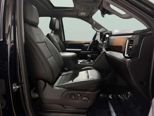 Photo of 2022 Onyx Black GMC Sierra 1500