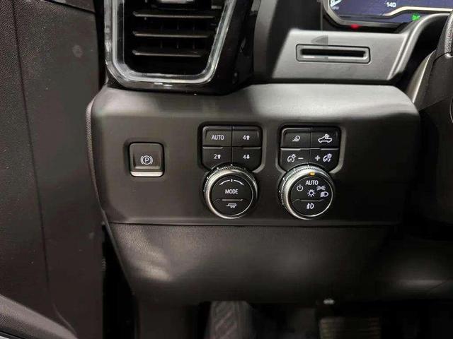 Photo of 2022 Onyx Black GMC Sierra 1500