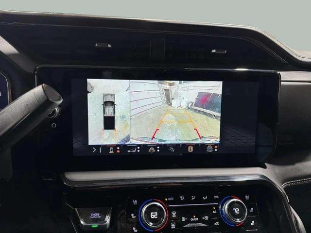 Photo of 2024 Onyx Black GMC Sierra 2500