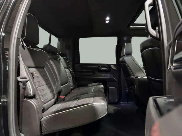 Photo of 2024 Onyx Black GMC Sierra 2500