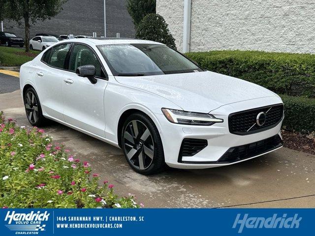 2024 Volvo S60 Recharge Plug-in Hybrid