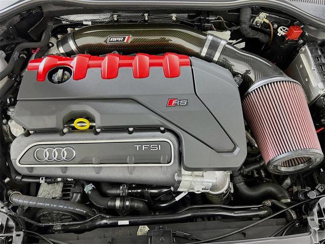 Photo of 2018 Daytona Gray Pearl Effect Audi TT RS