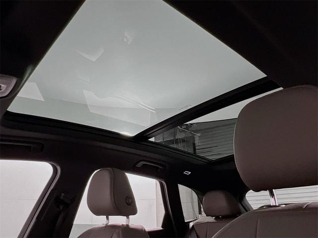 Photo of 2025 Glacier White Metallic Audi Q5