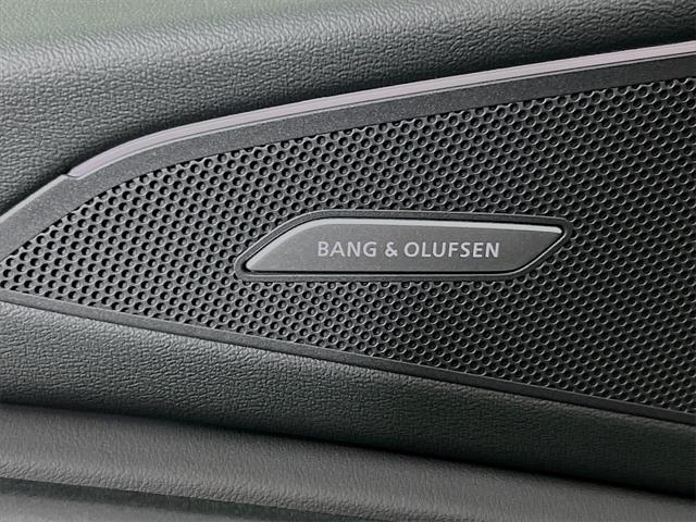 Photo of 2025 Mythos Black Metallic Audi Q6 e-tron