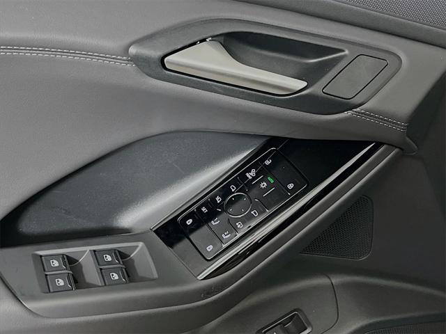 Photo of 2025 Mythos Black Metallic Audi Q6 e-tron