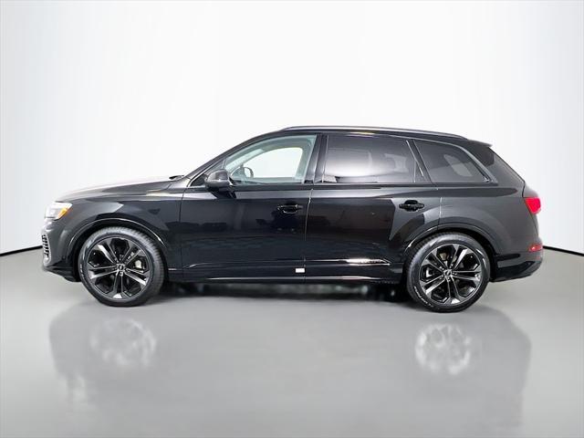 Photo of 2025 Mythos Black Metallic Audi Q7