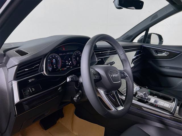 Photo of 2025 Waitomo Blue Metallic Audi Q7